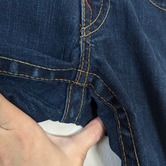 True Religion | Johnny | Low Rise Straight Leg Dark Wash Denim Jeans - Picture 10 of 15